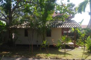 thai house beach resort