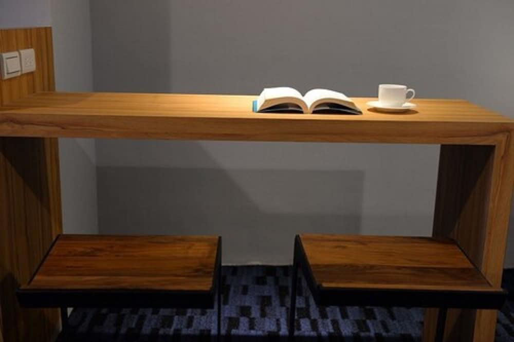 bamboo business hotel