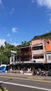 afei surf hostel house 1