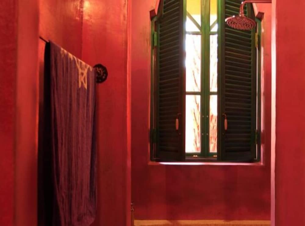 afei surf hostel house 1