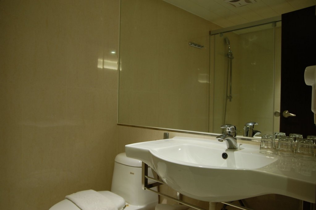 hub hotel kaosiung yisin branch