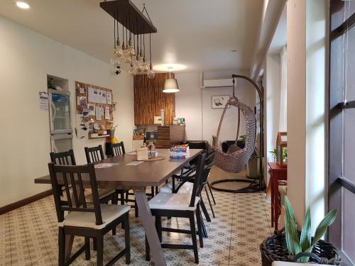 cooper hostel