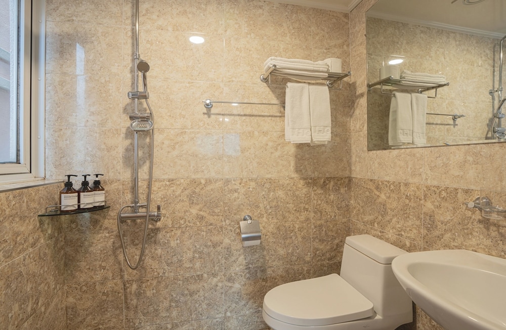 j2 family hotel jeju