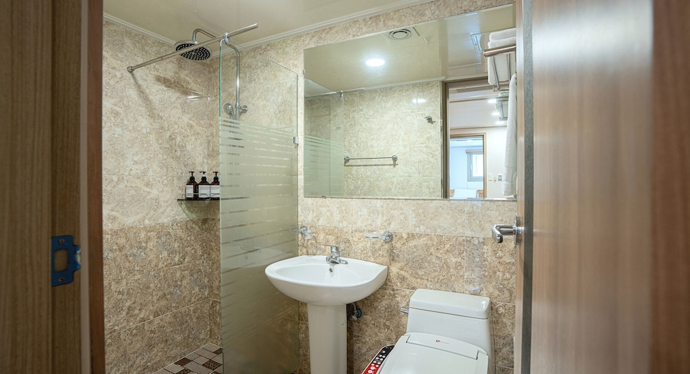 j2 family hotel jeju