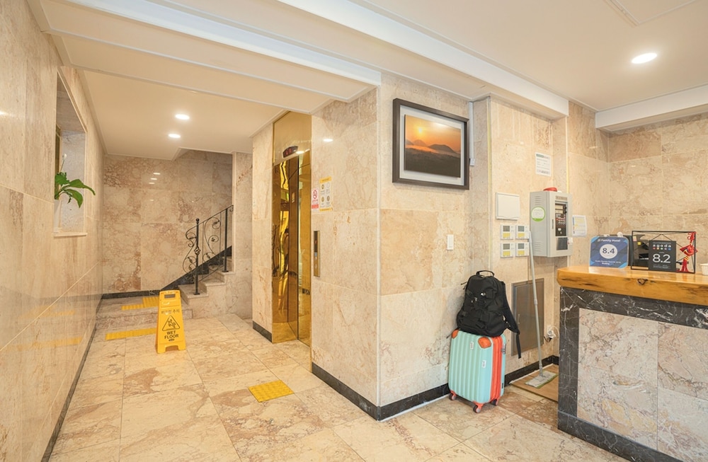 j2 family hotel jeju