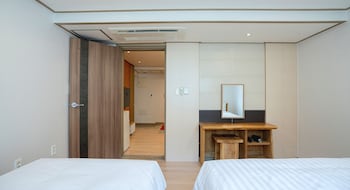 j2 family hotel jeju