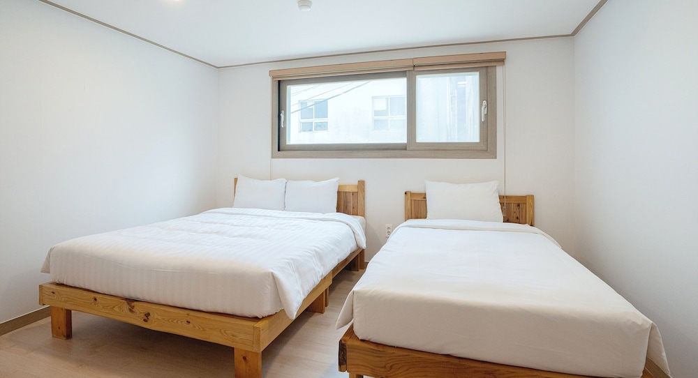 j2 family hotel jeju