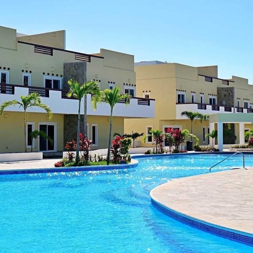 las palmas beach hotel