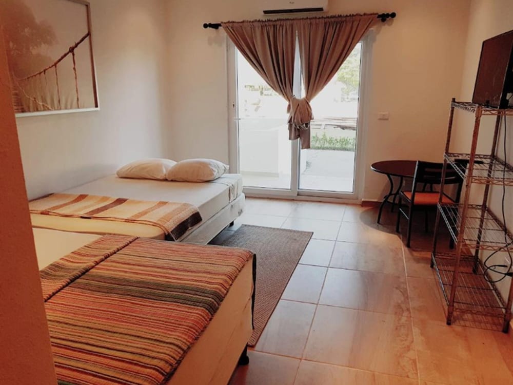 las palmas beach hotel