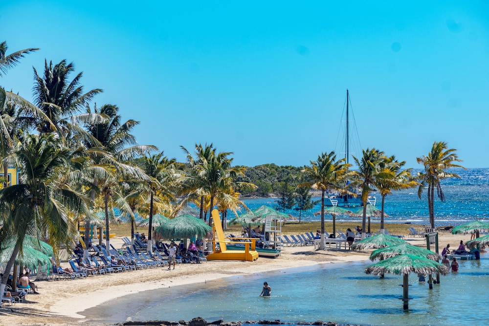 las palmas beach hotel