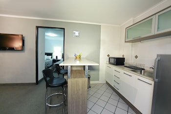 hotel suites ambassador