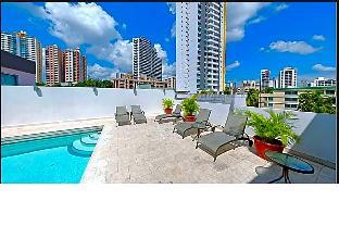 hotel suites ambassador