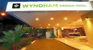 hotel suites ambassador