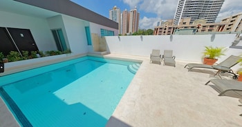 hotel suites ambassador