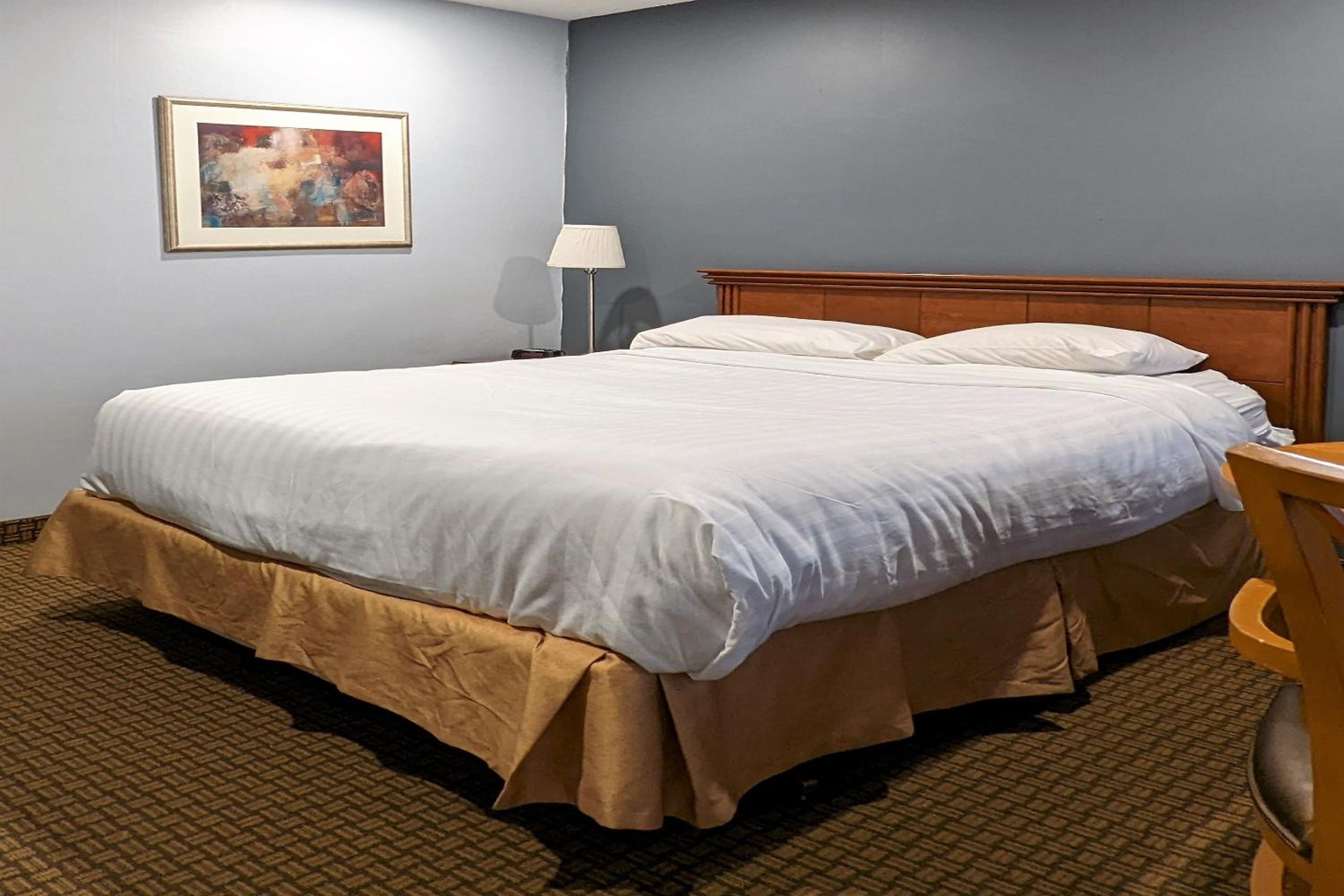 first canada inn cornwall