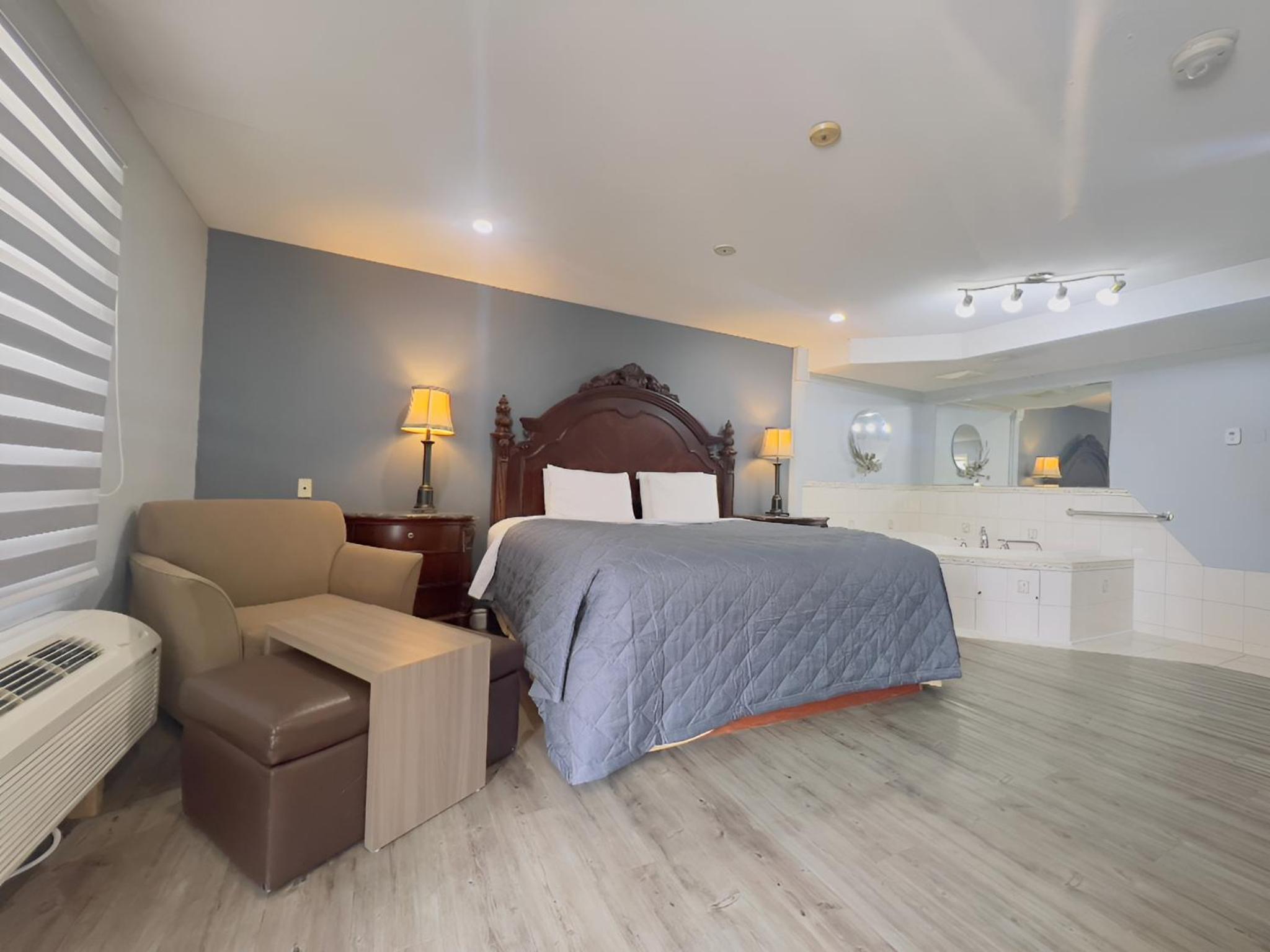 first canada inn cornwall