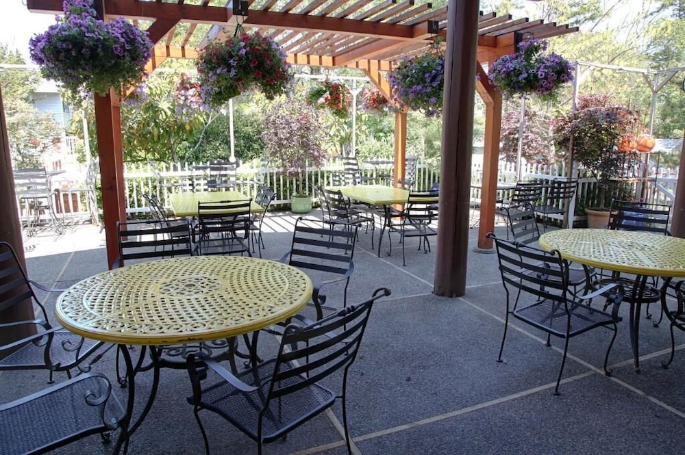 friday harbor suites