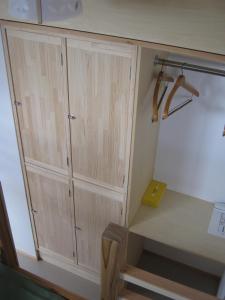 guesthouse hyakumanben cross