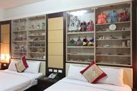 warner leisure hotel