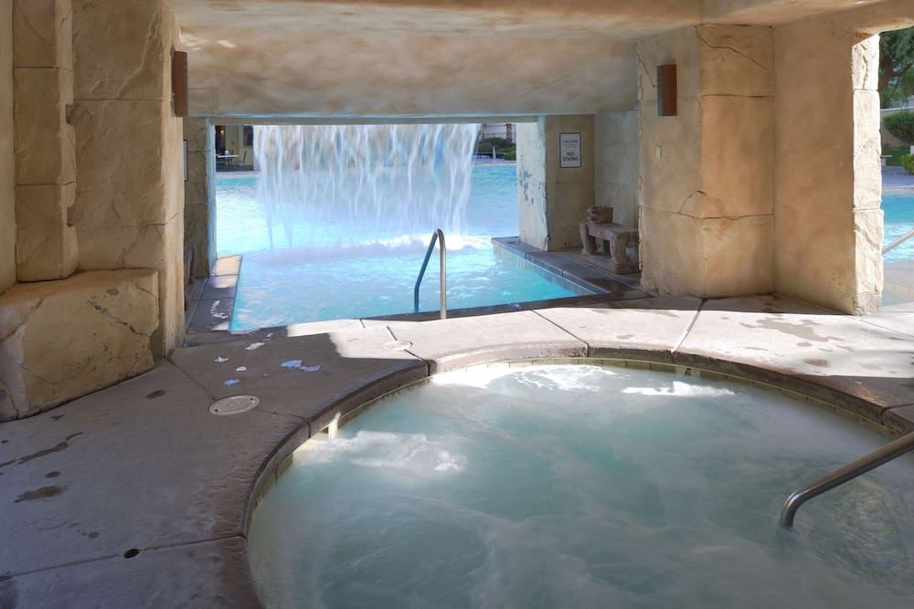 hilton vacation club cancun resort las vegas
