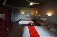 orange moon inn