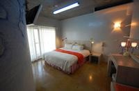 orange moon inn