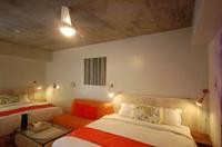 orange moon inn