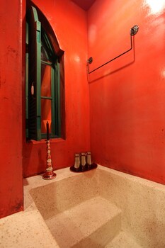 afei surf inn hall 3