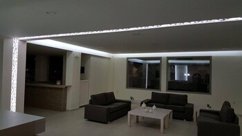 malliotakis beach hotel by checkin