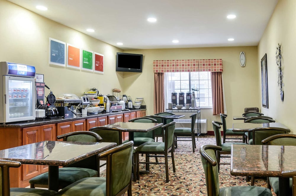 Super 8 By Wyndham Great Bend,Hoisington>>Great Bend,2 star