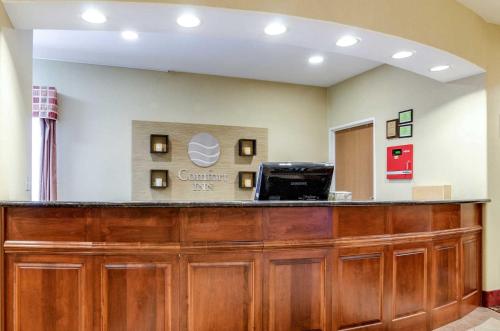 super 8 by wyndham great bend