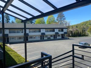 black mountain inn