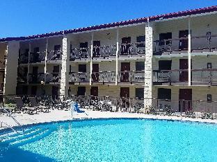 Red Roof Inn & Suites Houston - Hobby Airport,Near The Airport,2 star