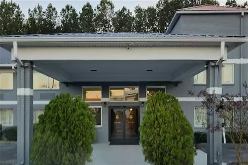 Econo Lodge Inn & Suites,Duplin County>>Clinton,2 star