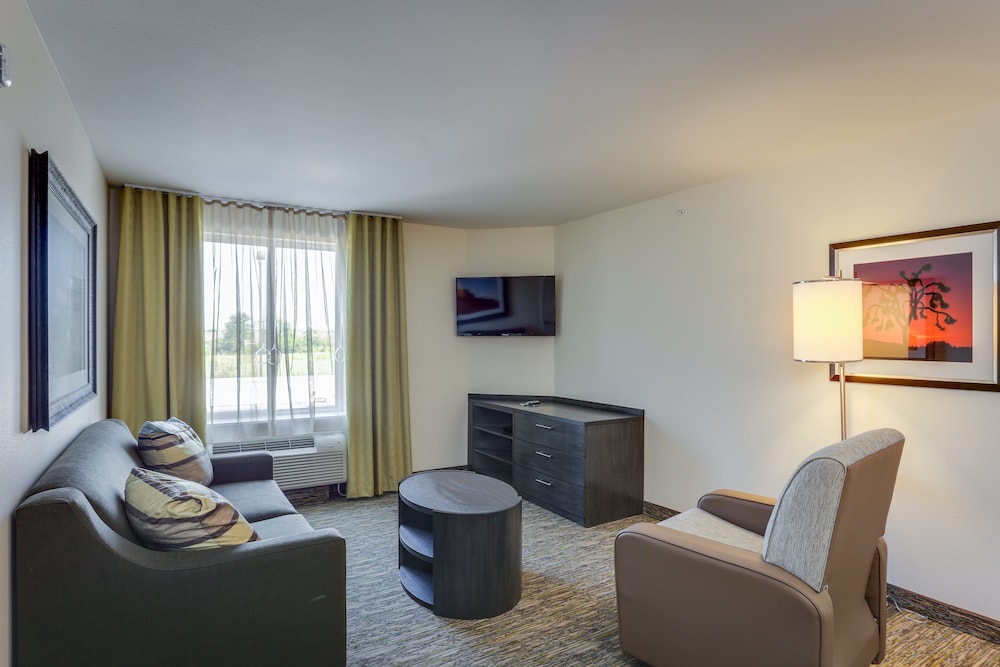 candlewood suites college station at university by ihg