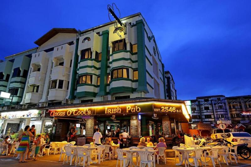 Angus O'tool's Irish Pub Guesthouse,Karon Beach>>Karon,3 star