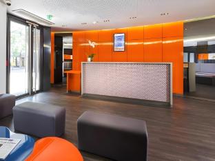 libertel canal saint martin