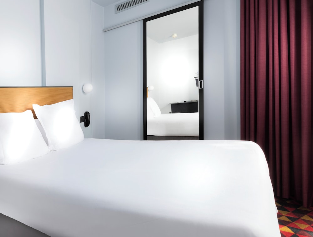 libertel canal saint martin