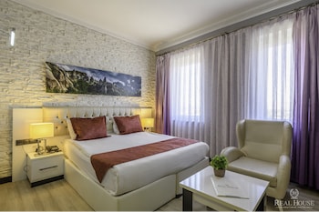 real house boutique hotel