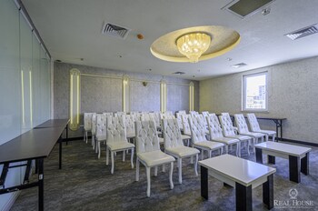 real house boutique hotel