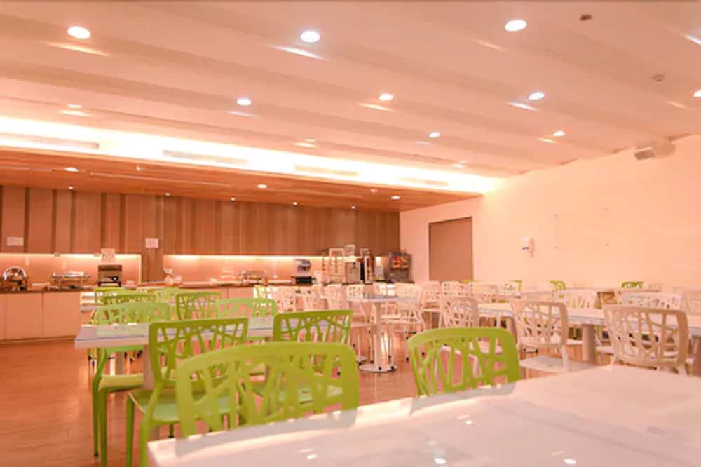 kiwi express hotel kaohsiung station