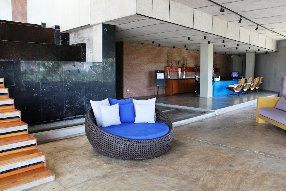 sea two pool villa resort