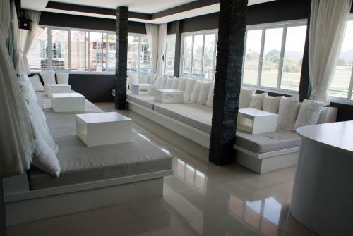 marina residence