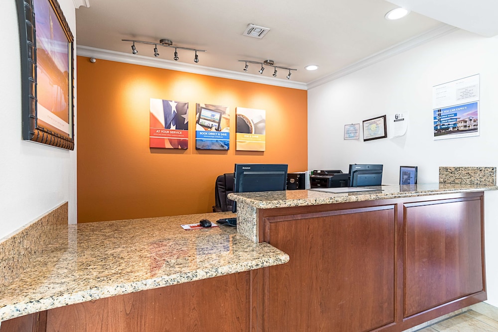 studio 6 mojave ca airport