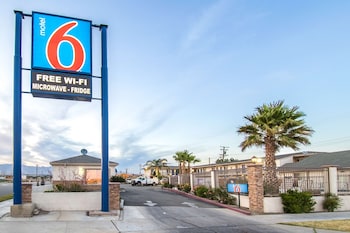 studio 6 mojave ca airport