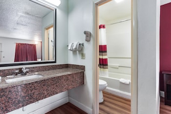 red roof inn monteagle i 24