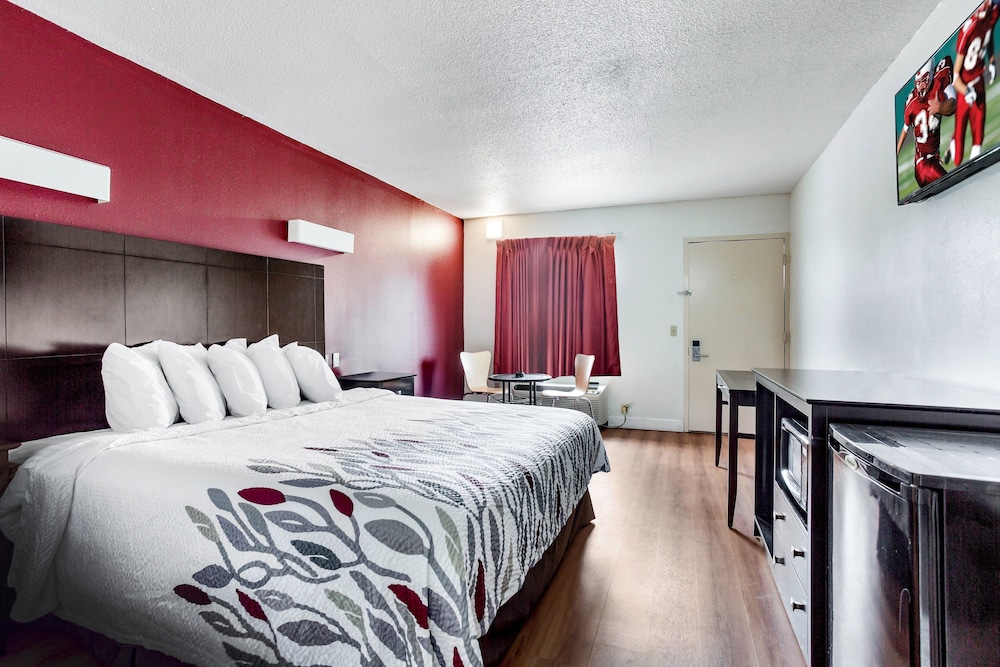 red roof inn monteagle i 24