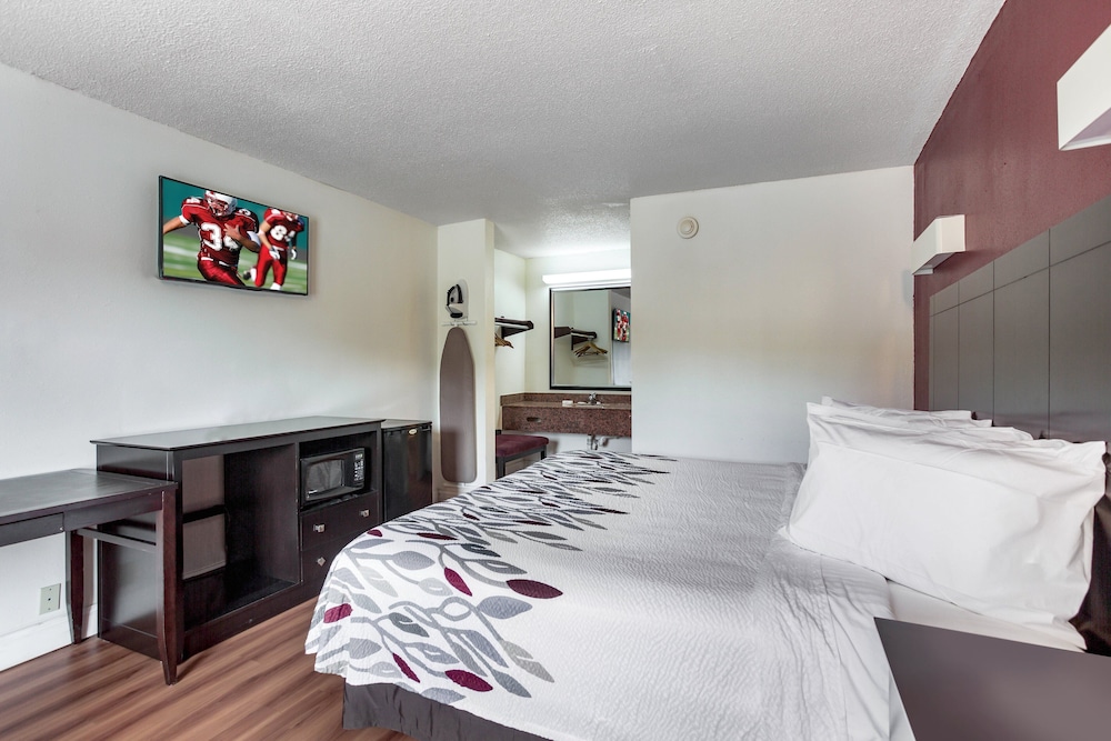 red roof inn monteagle i 24
