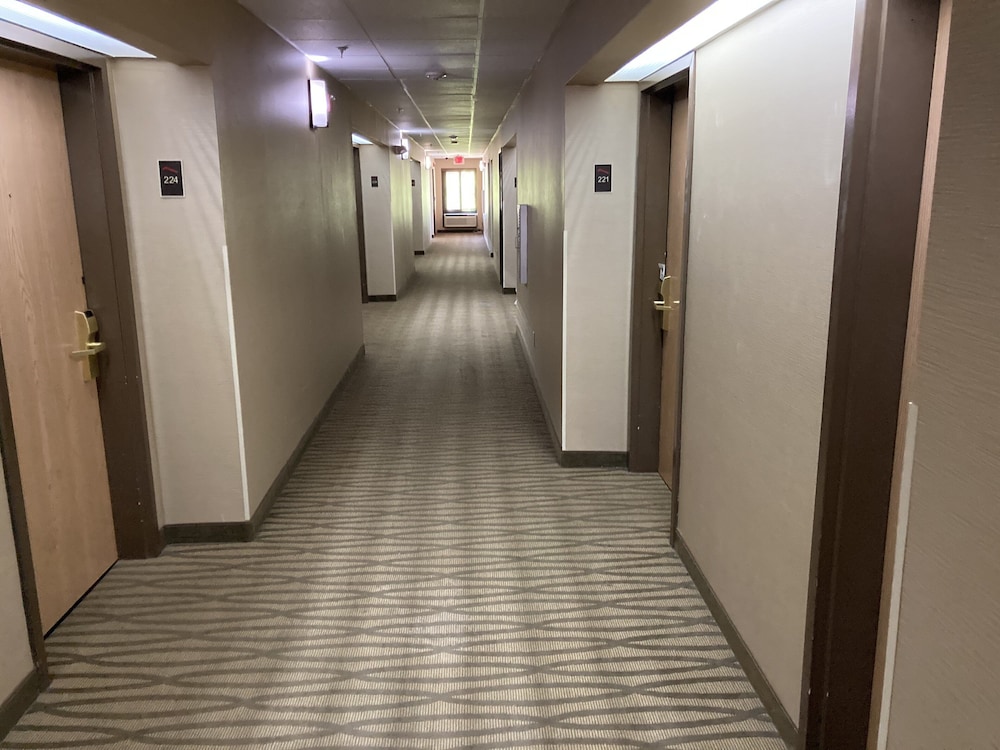 red roof inn newport news yorktown