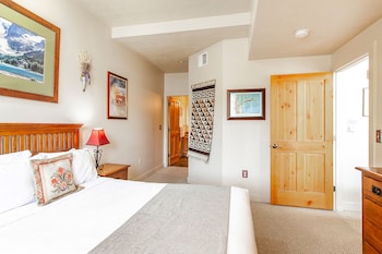 crestview condominiums by all seasons resort lodging